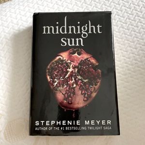 Midnight Sun - Like new